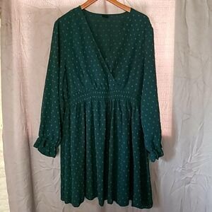 CICIDUDU Dress Womens 3XL Green Polka Dot Long Sleeve V Neck Fit & Flare Knee